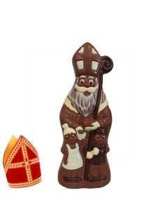 Lekkere ingekleurde chocolade Sint met 2 kindjes - 17cm