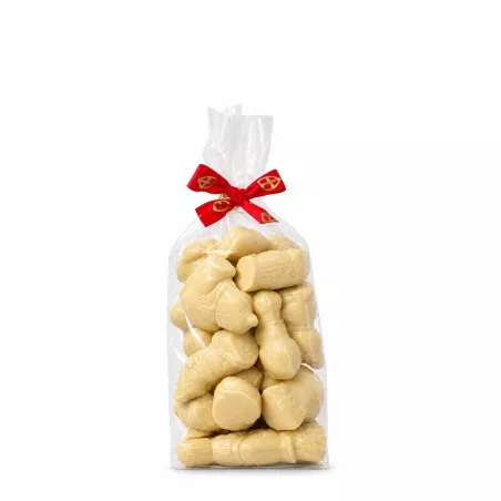 Zakje van 300 g met chocoladen Sintfiguurtjes in witte chocolade, afgewerkt met rood Sintlint