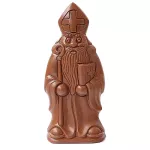 Sint met boek en staf in melkchocolade