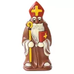 Sint met staf en boek ingekleurd sint figuur, rood en geel - melkchocolade