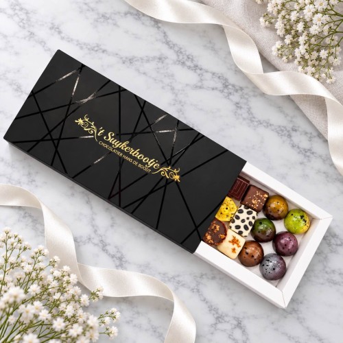 Exclusief praline doosje bestaande uit 1 laag pralines, ambachtelijke kwaliteit
