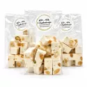 zakjes met nougat blokjes