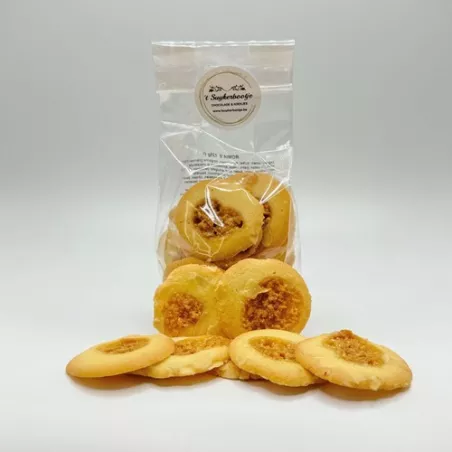 Romia's, een koekje, omhuld met chocolade & bresilienne